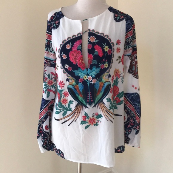Floryday medium parrot printed floral long sleeve blouse. - Picture 1 of 8